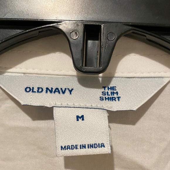 Old Navy Women’s White Casual Button Down Shirt - Picture 2 of 5